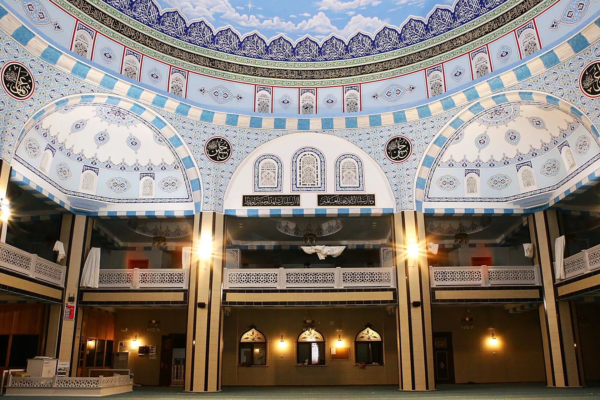Camii 02