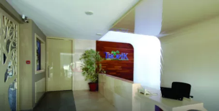 Tropik Plaza